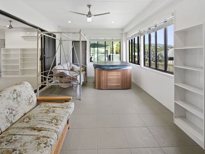 24 Endeavour Circuit, Cannonvale