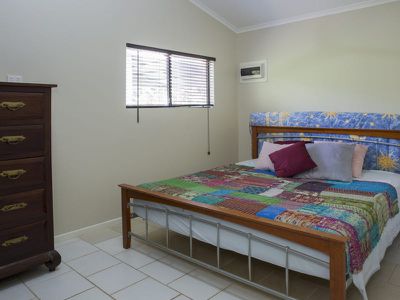 591 Bloomfield Road, Rossville