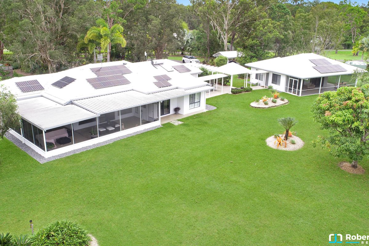 26 Amaroo Place, Cooroibah