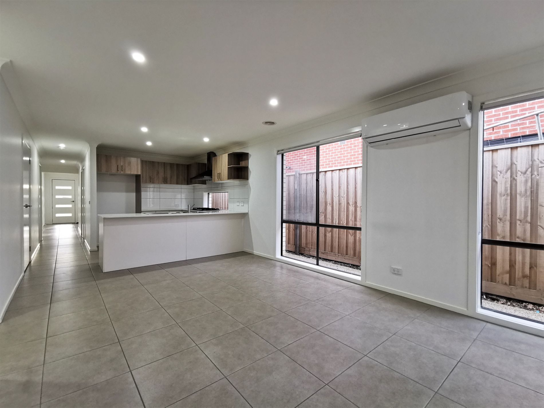 7 Smile Crescent, Wyndham Vale