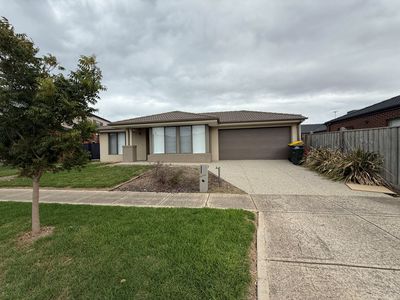 4 Gulf Road, Point Cook