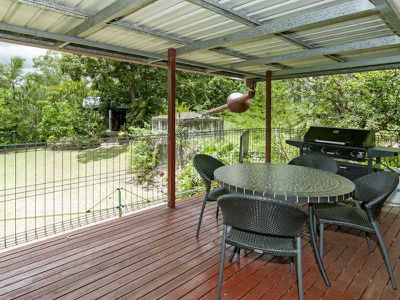 1336 Brisbane Valley Highway, Fernvale