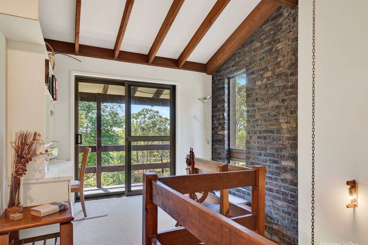 467 Tallwood Drive, Rainbow Flat