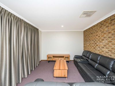 2 Barlow Way, Balga
