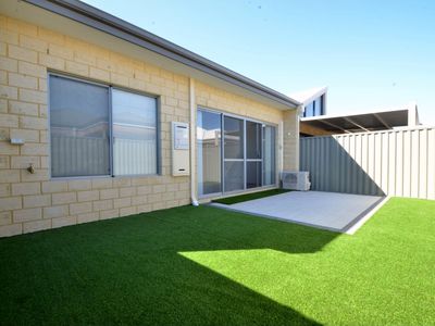 5  Silvergum Way, Piara Waters