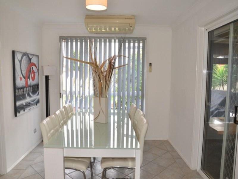 17 Harewood Place, Cecil Hills