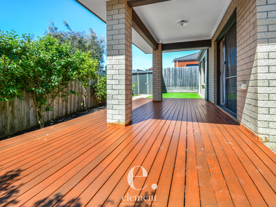 33 Pickworth Drive, Leopold