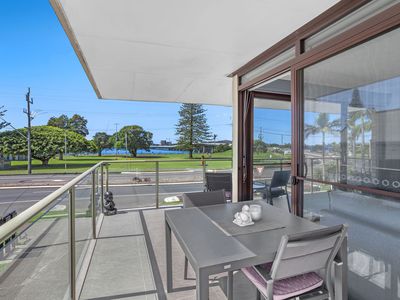 1 / 12-14 Manning Street , Tuncurry