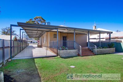 105 Belmore Street, West Tamworth