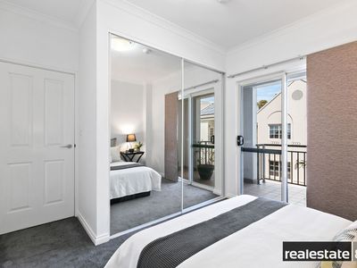 33 / 105 Colin Street, West Perth