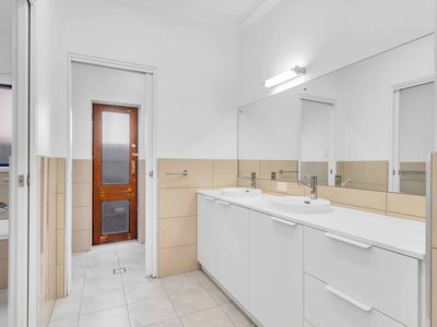 1 Coolibah Avenue, Kensington Gardens