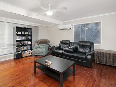 33 Dehlia Street, Marsden