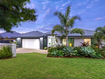 33 Sylvateere Crescent, Wakerley