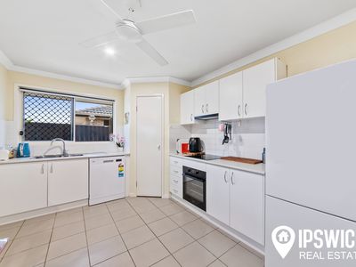 10 Sea Eagle Drive, Lowood