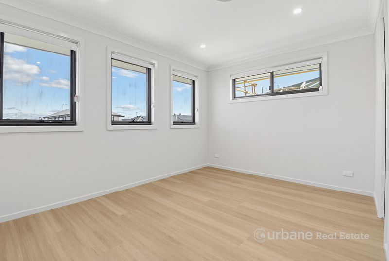 104 Gulgong Crescent, Rouse Hill