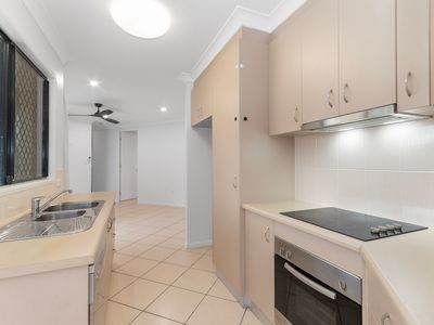 27 Sanderling Circuit, Kelso