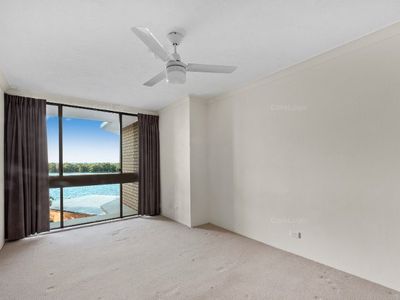15 / 8 Paradise Parade, Paradise Point