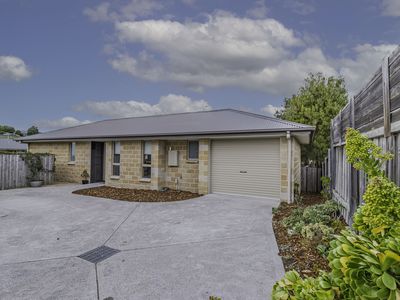 3 / 122 Main Street , Huonville