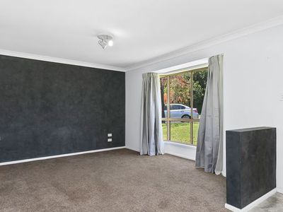 24 Blaxland Pl, Forest Lake