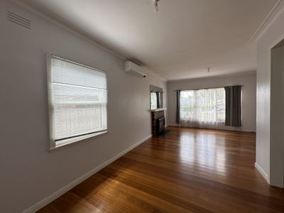 42 Sydenham Avenue, Manifold Heights