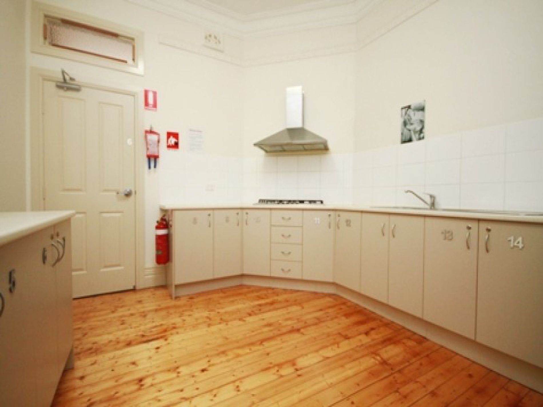 13 / 12 The Boulevarde, Lakemba