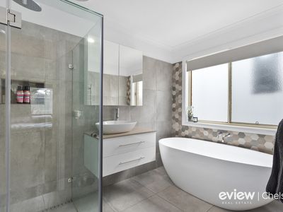 11 Allchin Avenue, Mornington