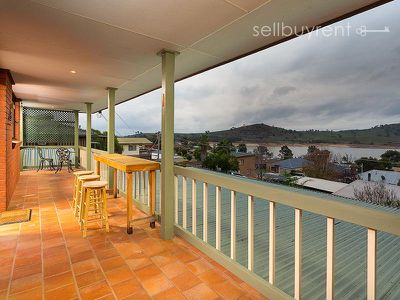 3 VISTA COURT, Bellbridge