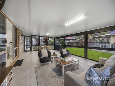 4 Hoya Court, Annandale