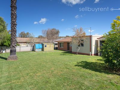 17 MCFARLAND ROAD, Wodonga