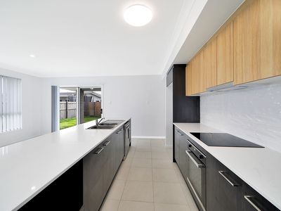6 Cherry Venture Dr, Eli Waters