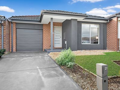 21 Mediterranean Avenue, Clyde