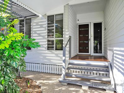 10 PAPERBARK COURT, Woodgate