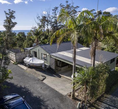 54 Powell Road, Cable Bay