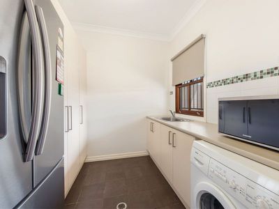 10 Taylor Street, Eastern Heights