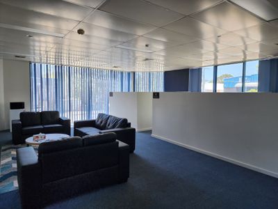 1 / 8 Broadhurst Road, Ingleburn