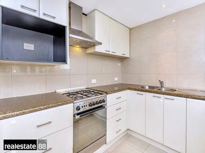 2 / 28 Nile Street, East Perth