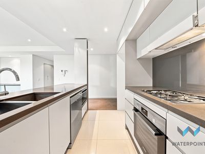 111 / 54A Blackwall Point Road, Chiswick