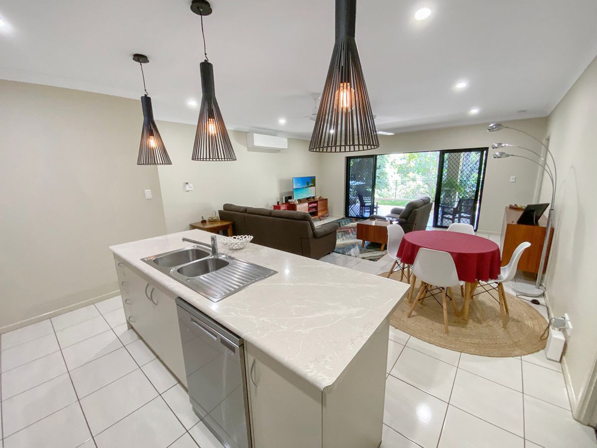 40 Cook Street, Atherton
