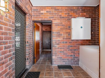 9 Mimosa Street, Holloways Beach