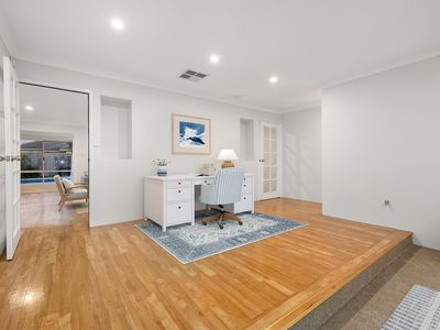 30 Kingsland Loop, Canning Vale