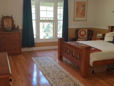 Cloudy Hill / 82 Goddard Street, Coolah
