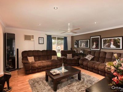 67 Meredith Crescent, Hampton Park