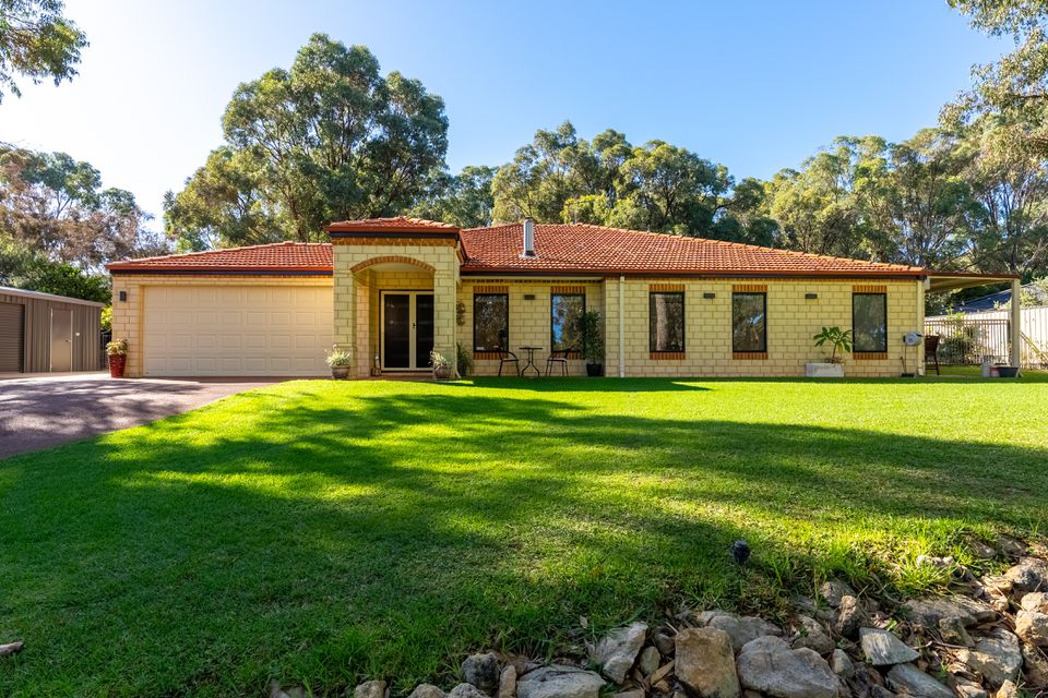 18 Oak Way, Baldivis