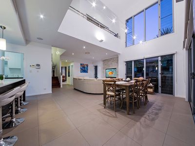 35 Feathertail Pl, Wakerley