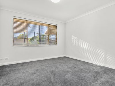 14 Keenan Way, Winthrop