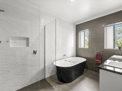 13 Oaksford Drive, Mansfield