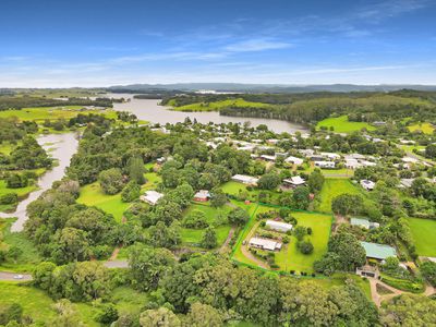 29 PARK AVENUE, Yungaburra