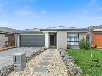 7 Punt Way, Clyde