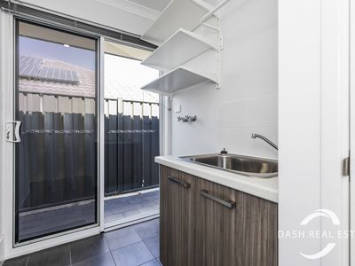 17 Genus Road, Banksia Grove