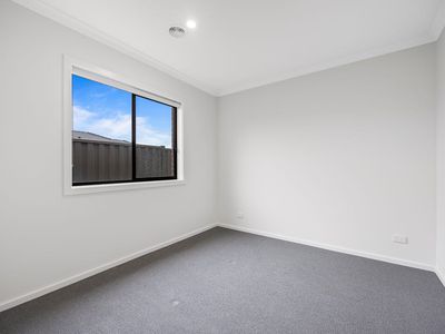 50 Goldfinch Road, Winter Valley